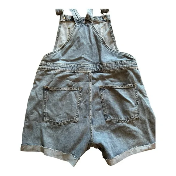 Universal Thread Blue Denim Overalls Size 8 - Picture 9 of 10